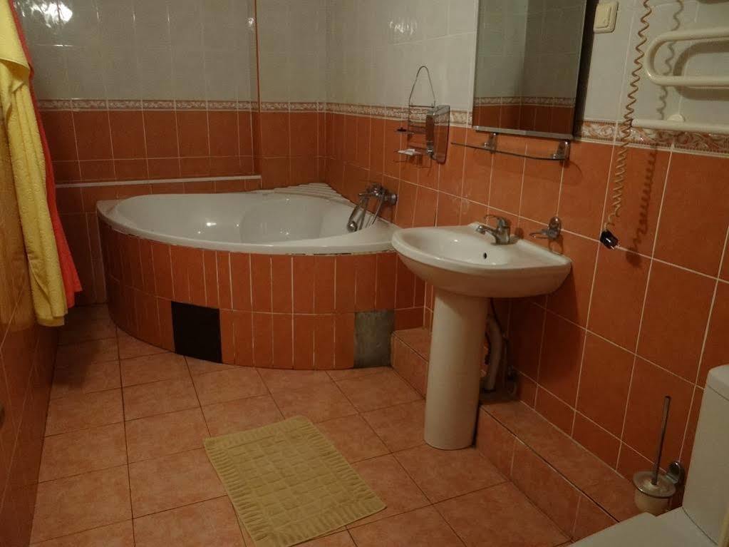 Hotel Desna Kut 키예프 외부 사진